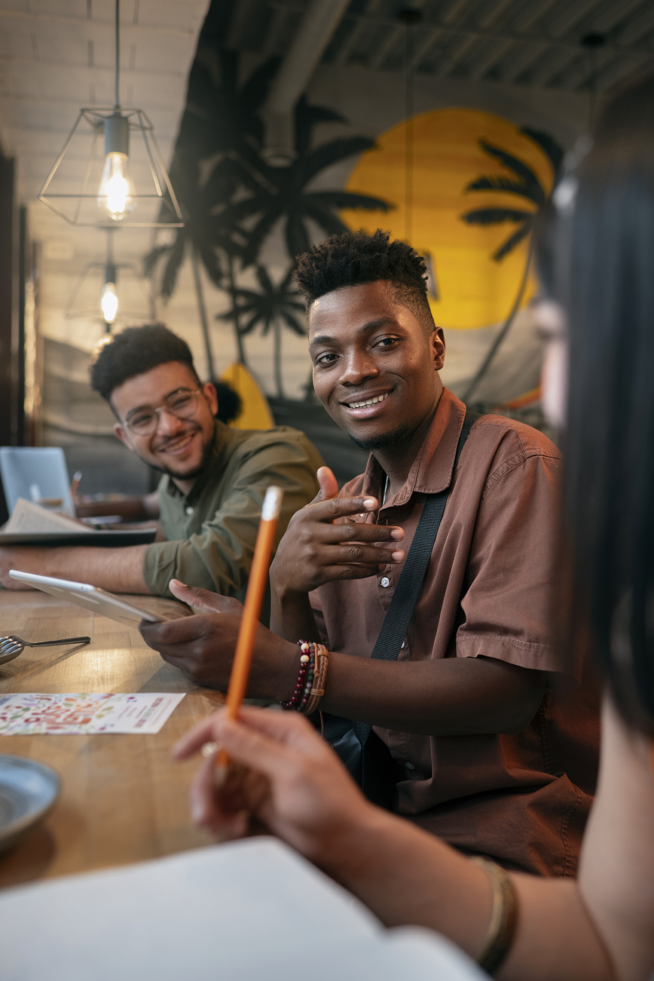 Side view latin friends hanging out